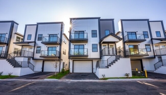 Foto del edificio - 736 Seaport Dr.