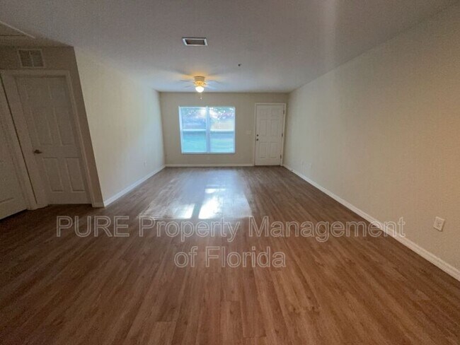 Building Photo - 173 Juniper Loop
