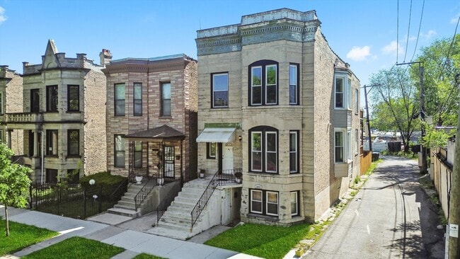 Foto del edificio - 1833 S St Louis Ave