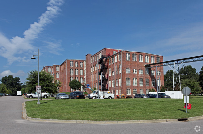 Foto del edificio - Granby Mills