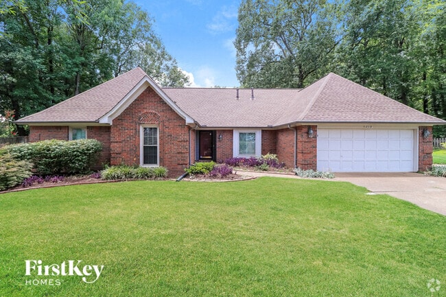 Building Photo - 8519 Spruce Tree Cove