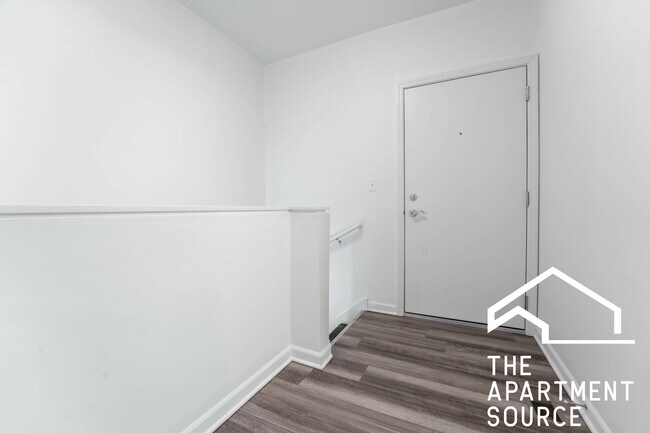 Foto del edificio - 2700 W North Ave