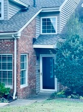 Building Photo - 327 Yorkshire Cir