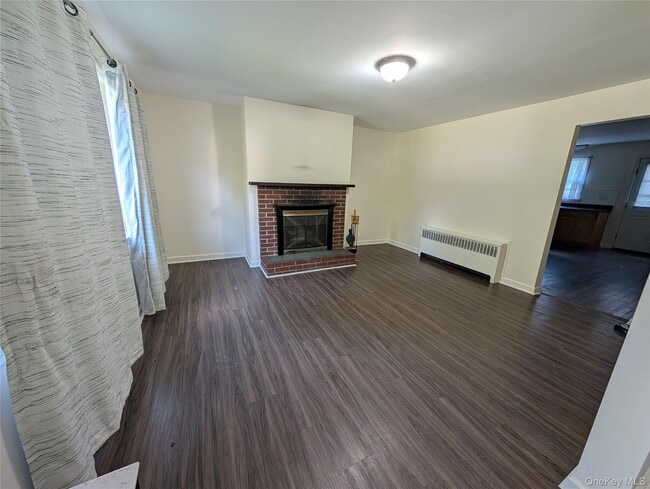 Building Photo - 33 E Vacation Dr