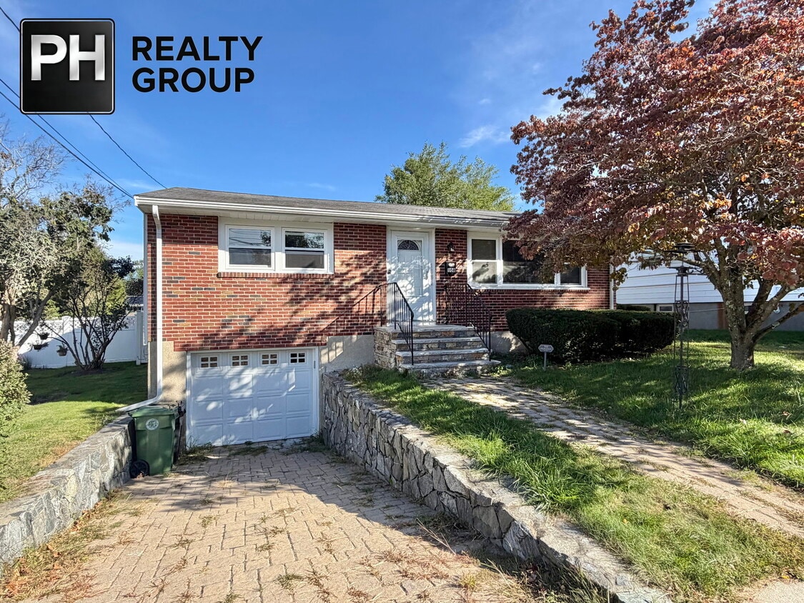 Photo - 108 Brookline Street, Watertown, MA 02472 - 3 BR 1.5 BA single-family home
