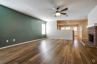 Building Photo - 12911 Balez Dr