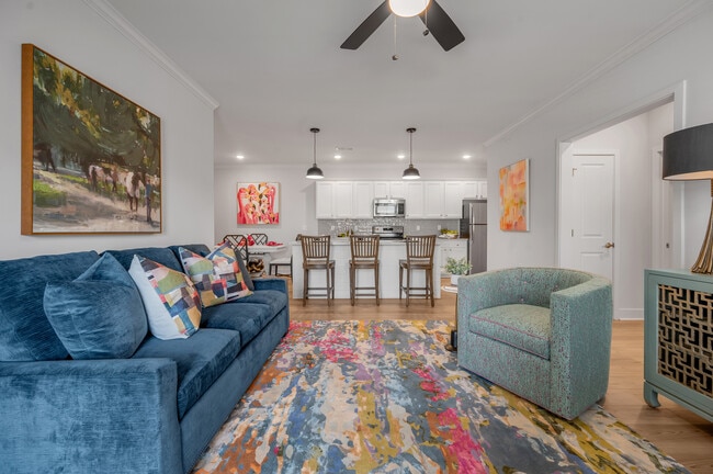 2 BD, 2BA - 1132SF - Living room - The Avery