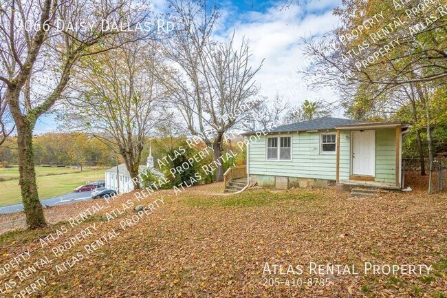 Foto del edificio - 9066 Daisy Dallas Rd