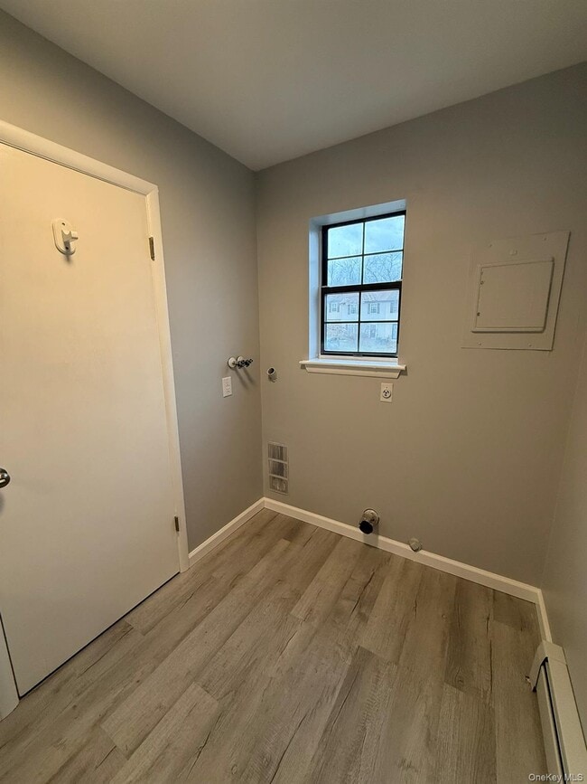 Building Photo - 540 Saracino Dr