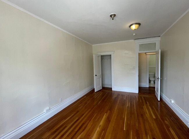 Building Photo - 1111 Boylston St