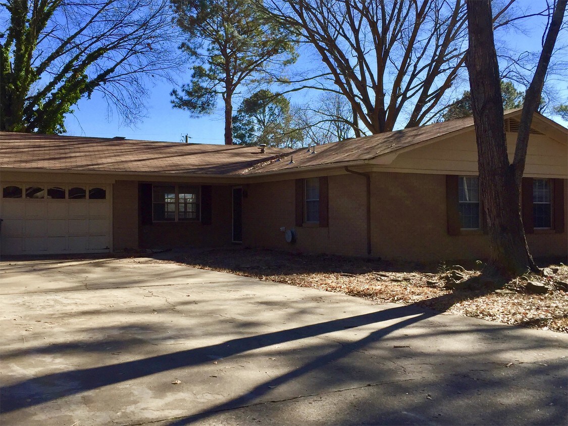 4 Water Oak Dr, Conway, AR 72034 House Rental in Conway, AR