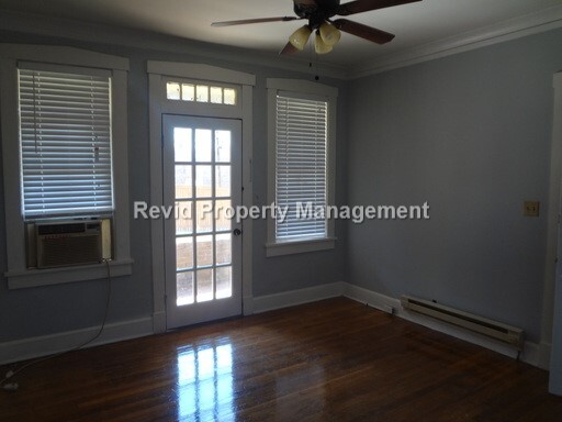 Foto del edificio - 144 N Belvedere Blvd