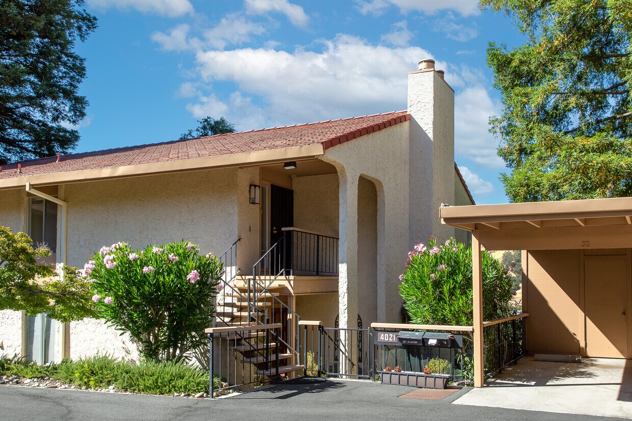 Primary Photo - 4021 Terra Granada Dr