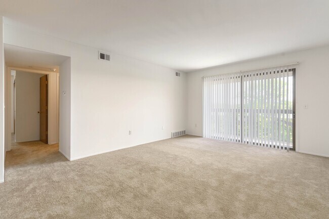 Foto del edificio - Dover Hills Apartments