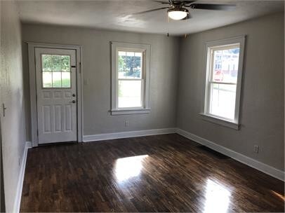 Building Photo - 1700 Bloomfield Rd