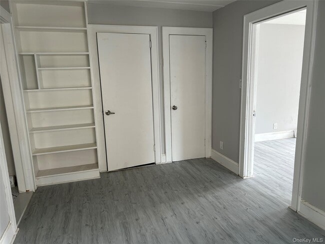 Building Photo - 404-452 NY-52