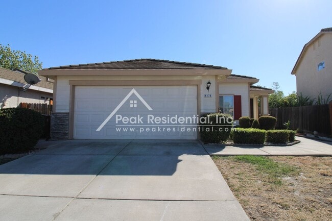 Building Photo - Updated 4bd/2ba Elk Grove Home with 2 Car Garage