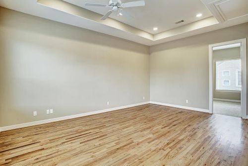 Building Photo - 3826 Center Plaza Dr