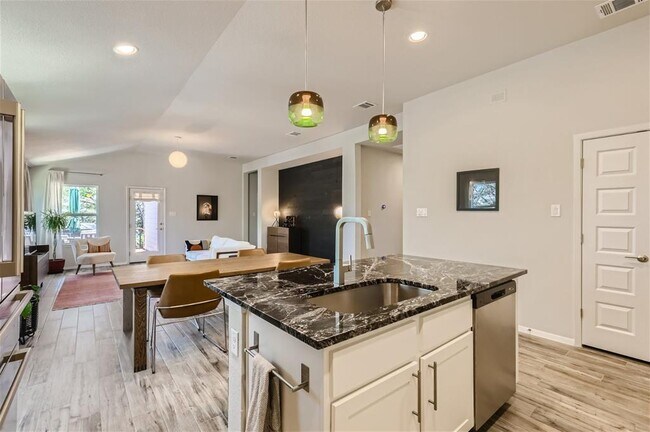 Foto del edificio - 21501 Stampede Trail