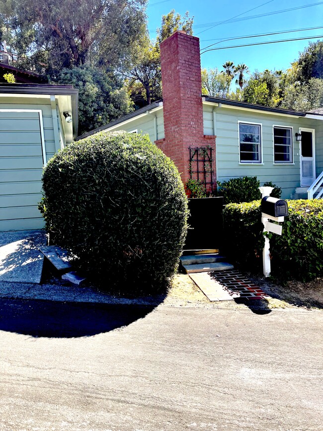 Front Gate - 1268 Las Flores Dr