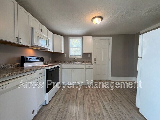 Building Photo - 1521 N 26th St