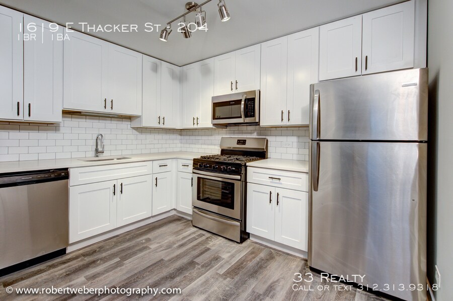 Foto principal - 1619 E Thacker St