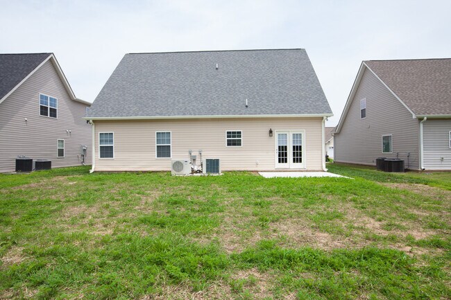 Foto del edificio - 2524 Waterhaven Dr