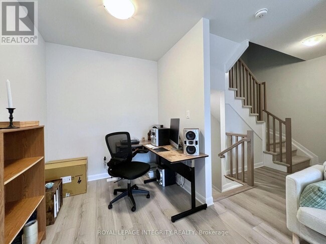Building Photo - 286 Elsie MacGill Walk