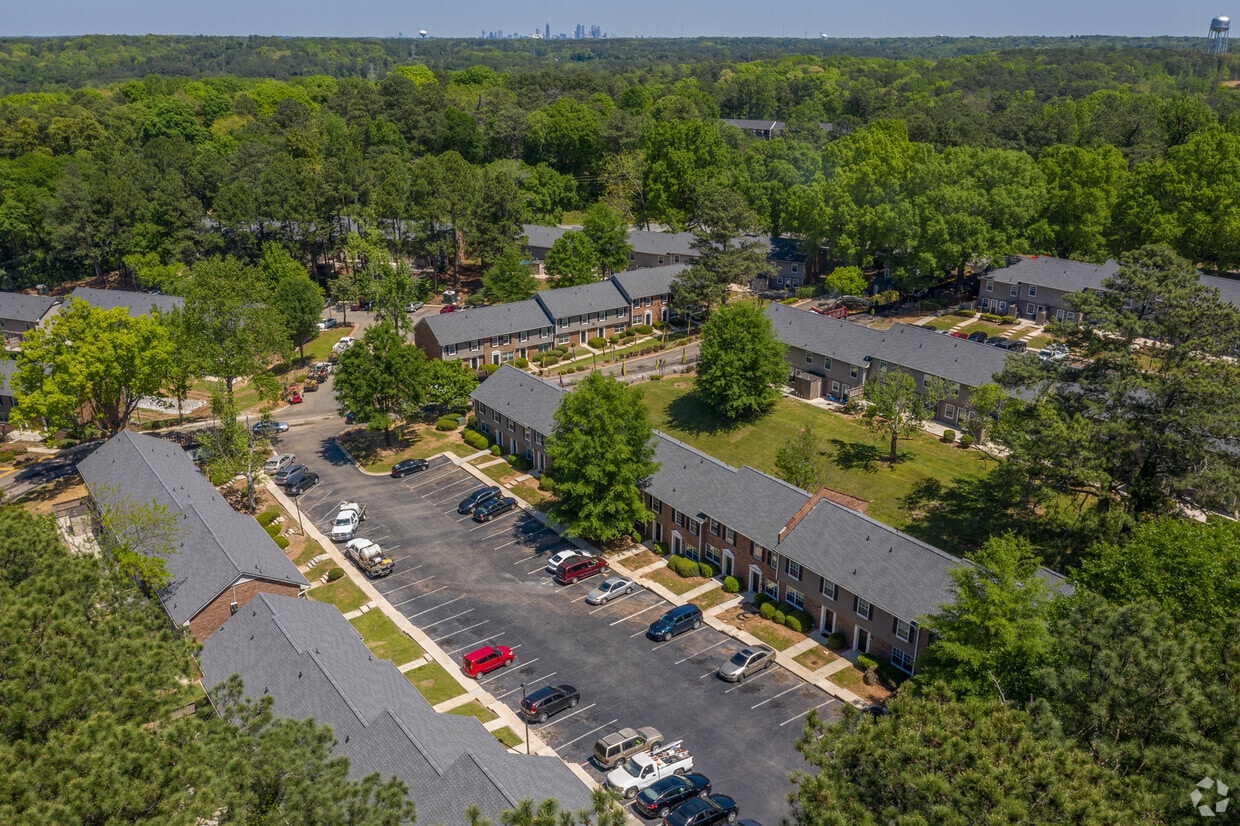 The Park at Galaway Apartments in East Point, GA