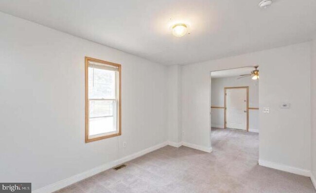 Building Photo - 441 Carrollton Ave