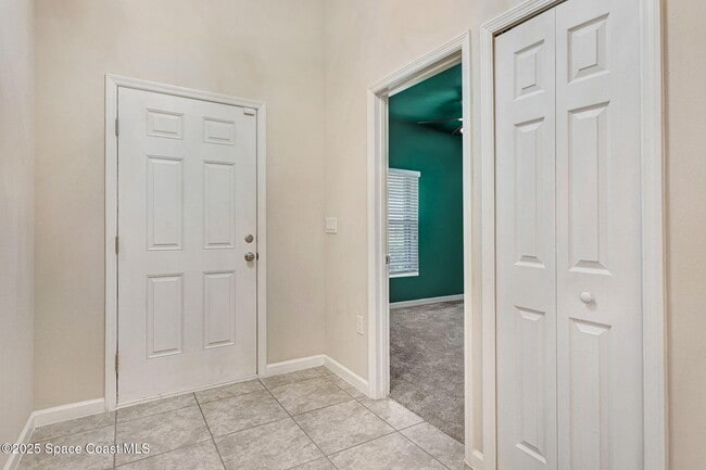 Building Photo - 4000 Harvest Cir
