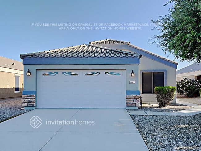 Building Photo - 1283 E Christopher St