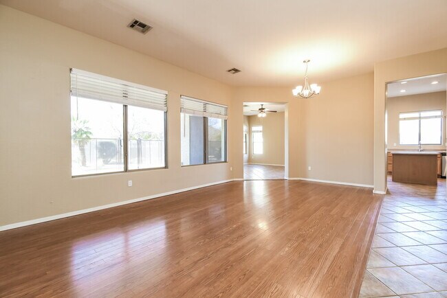 Foto del edificio - 1714 S Colonial Dr