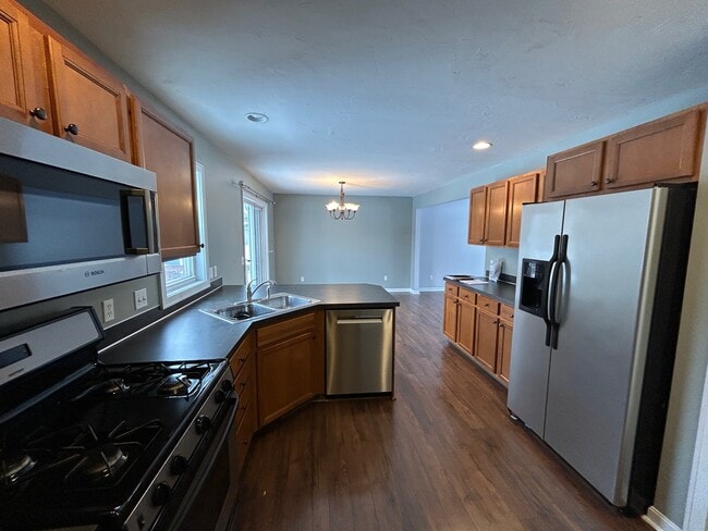 Foto del edificio - 1020 Katra Ln