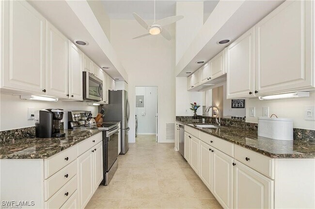 Foto del edificio - 27155 Oakwood Lake Dr