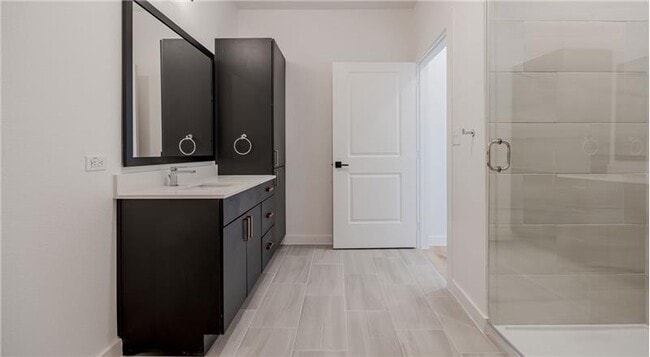 Building Photo - 3900 Berkman Dr