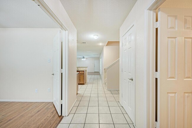 Foto del edificio - 1508 Big Bend Dr