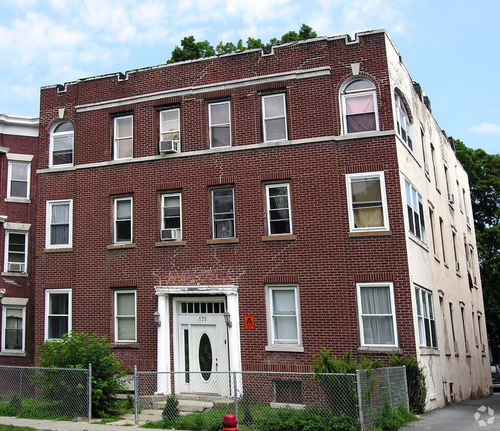 Foto principal - 171 Mansion St