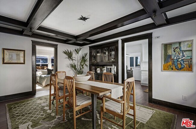 Foto del edificio - 3907 Walton Ave