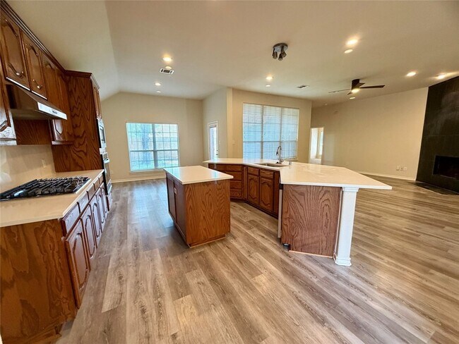 Building Photo - 8301 Blacktail Trail