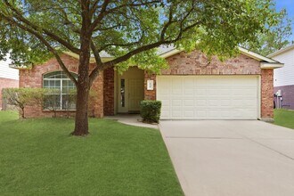 Building Photo - 2526 Hidden Park Ln