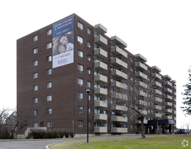 Cyrville Towers Apartments 1177 Cummings Ave Ottawa On