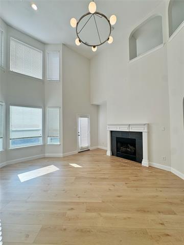 Foto del edificio - 8339 Davis Dr
