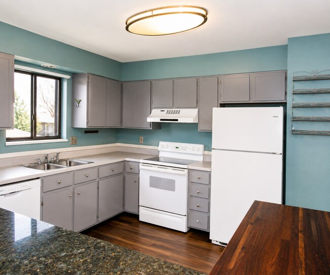 Building Photo - 2710 Cherly St