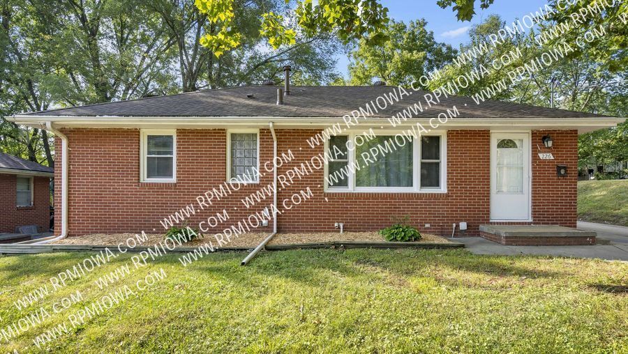 Primary Photo - SHORT TERM LEASE SOUTHSIDE GEM!! 3 Bedroom...