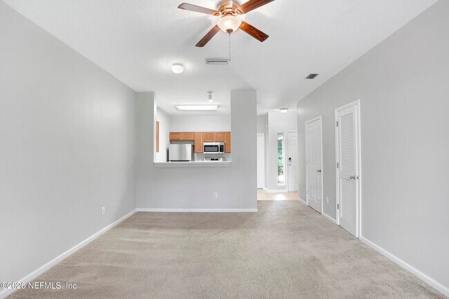 Foto del edificio - 624 Southbranch Dr