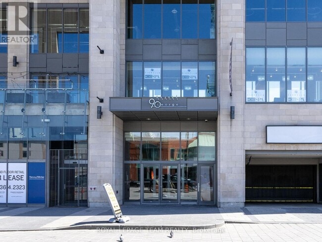 Photo du bâtiment - 90-790 George St