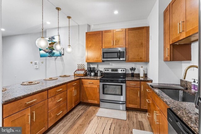 Foto del edificio - 569 N 20th St