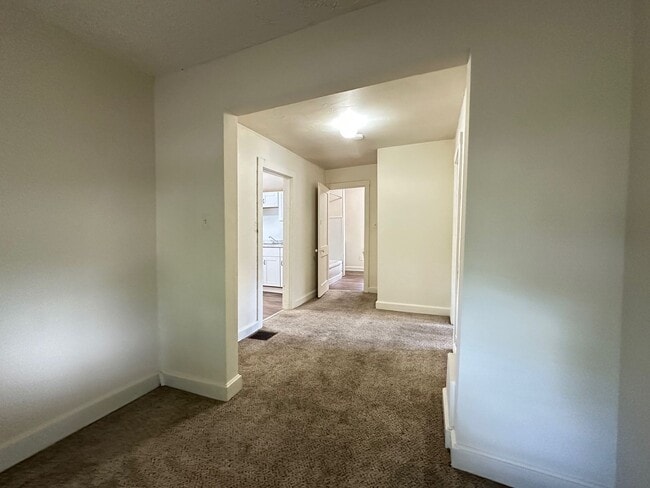 Building Photo - HAD1318