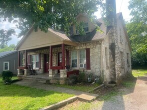 Building Photo - 1625 Catherine Dr